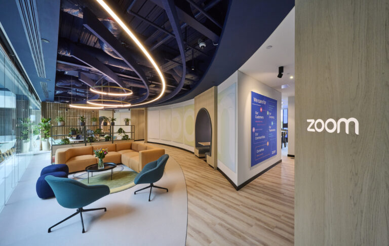 Zoom Office 4